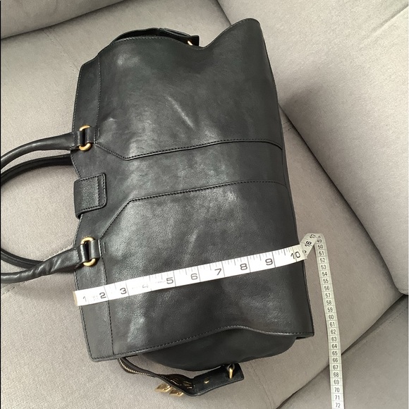 YVES SAINT LAURENT leather bag 🔥🔥🔥 - Picture 7 of 14